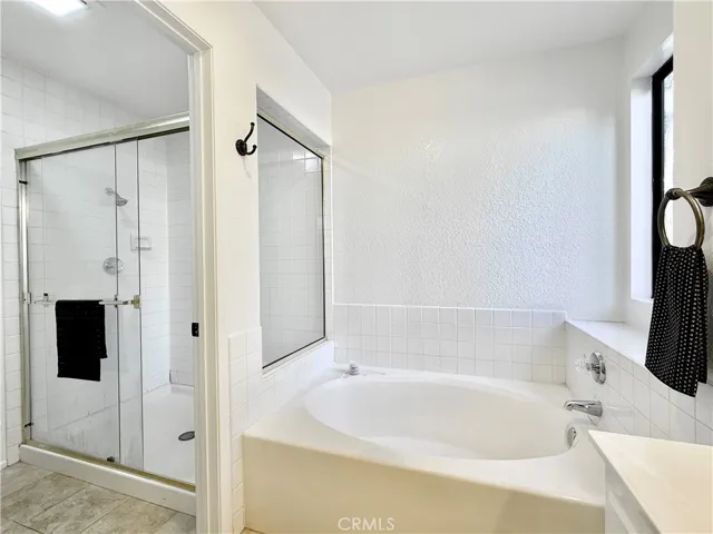 1160 Via Ravenna, Redlands, California 92374
