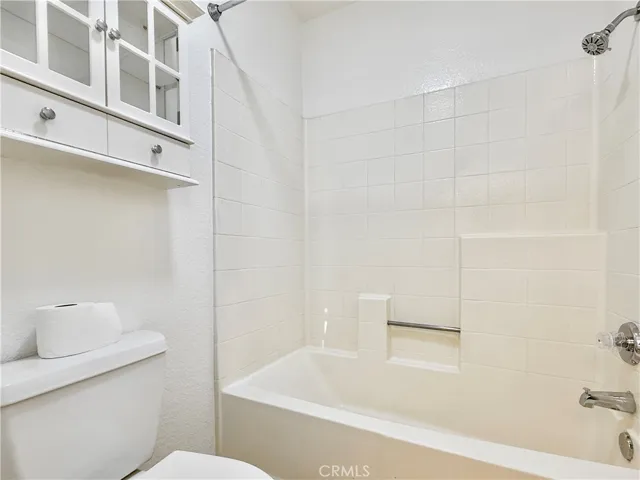 1160 Via Ravenna, Redlands, California 92374