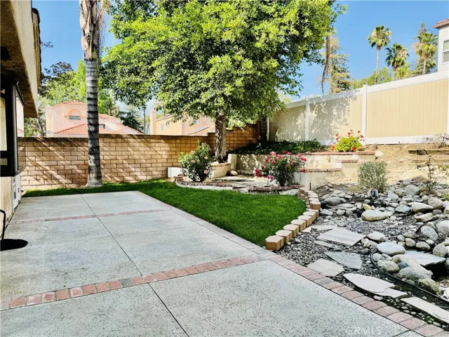 1160 Via Ravenna, Redlands, California 92374