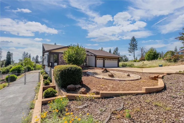 5279 Xeno, Paradise, California 95969