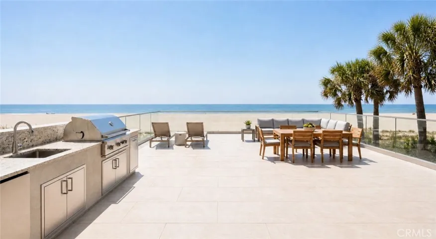 306 E Oceanfront, Newport Beach, California 92661