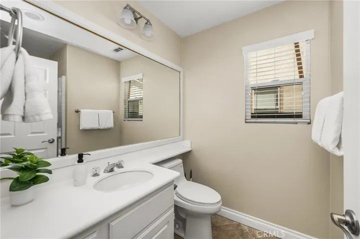 Downstairs full bathroom