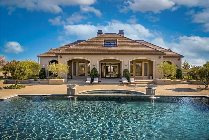 22215 N Devries Road, Lodi, California 95242