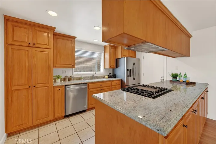 2526 E Paladin, Anaheim, California 92806