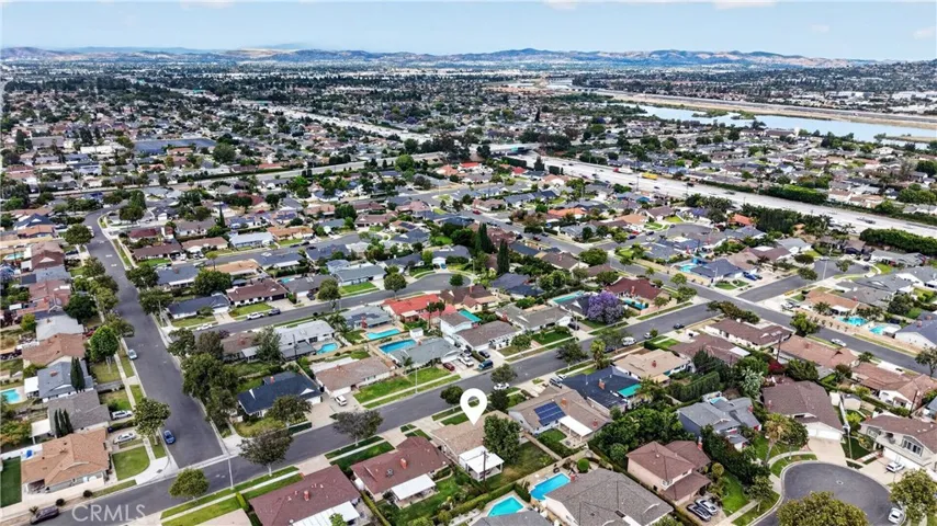 2526 E Paladin, Anaheim, California 92806