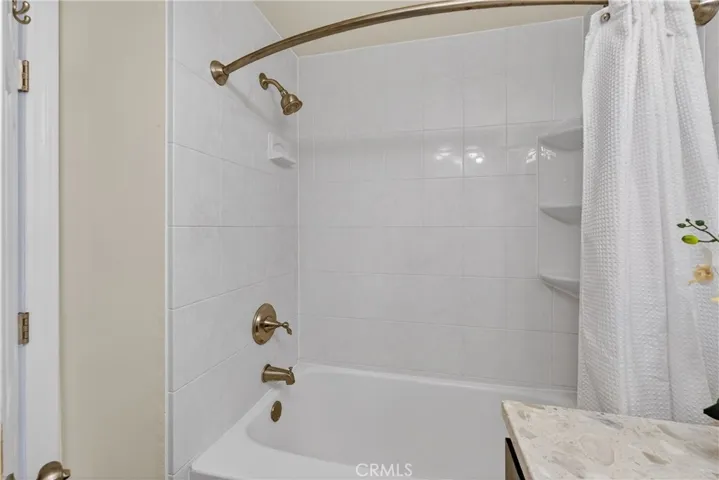 2526 E Paladin, Anaheim, California 92806
