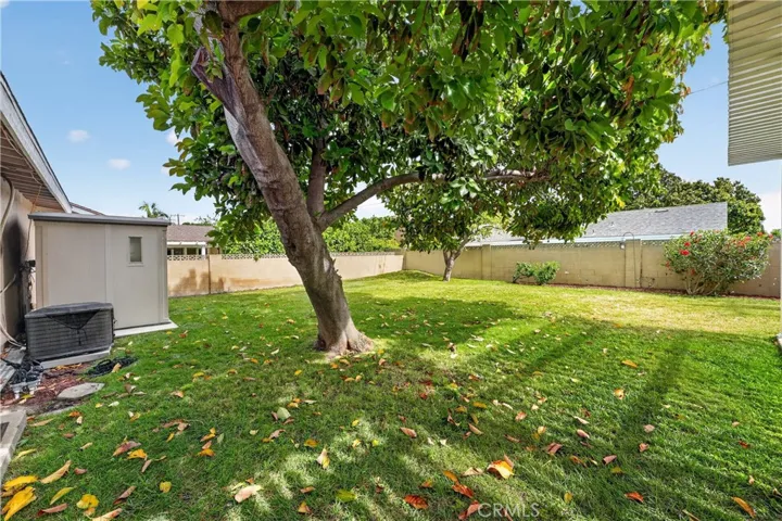 2526 E Paladin, Anaheim, California 92806