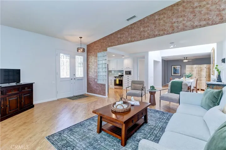 252 Calle Aragon B, Laguna Woods, California 92637