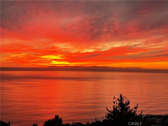 Panoramic ocean views from all the main floor living.