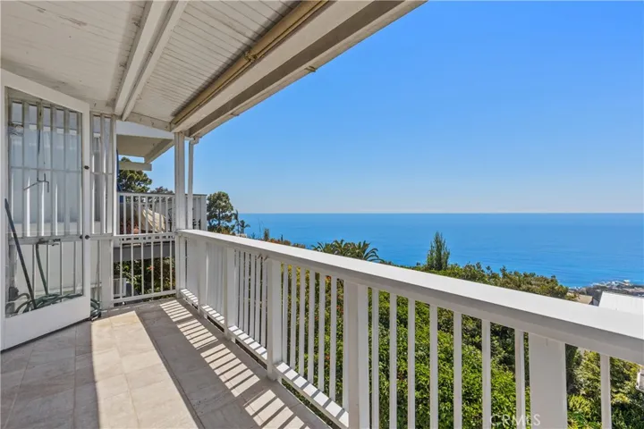 Open floor plan on the main living area offers panoramic ocean views.