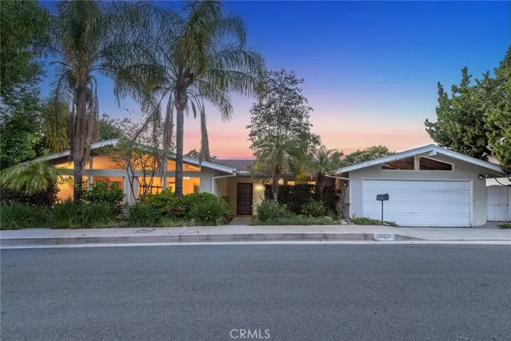 15407 Stonewood Terrace, Sherman Oaks, California 91403