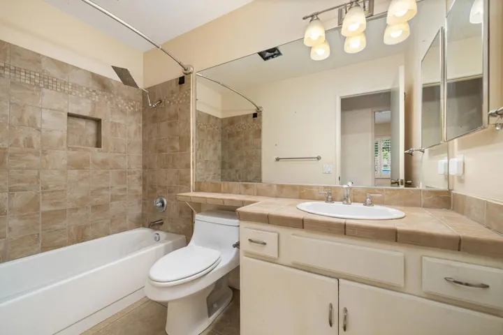Guest bath