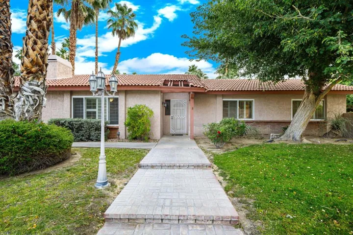 3174 E Cajon Circle,