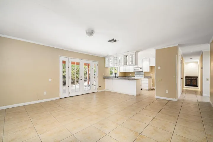 3174 E Cajon Circle,