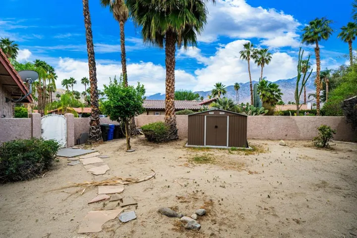 3174 E Cajon Circle,