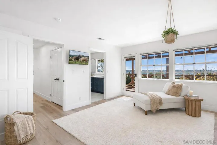 4241 Via El Dorado, Fallbrook, California 92028