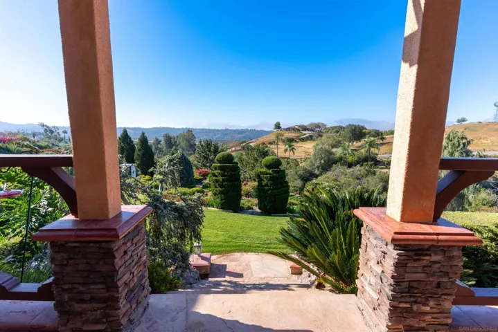4241 Via El Dorado, Fallbrook, California 92028