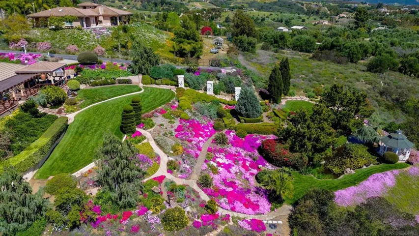 4241 Via El Dorado, Fallbrook, California 92028
