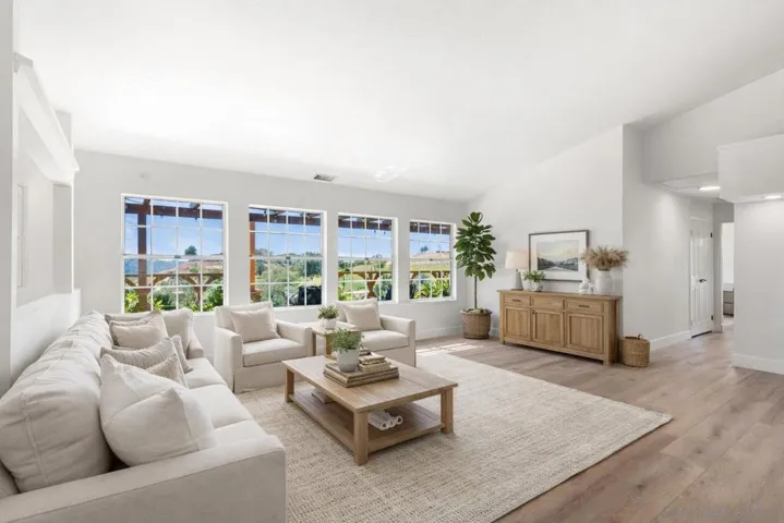 4241 Via El Dorado, Fallbrook, California 92028