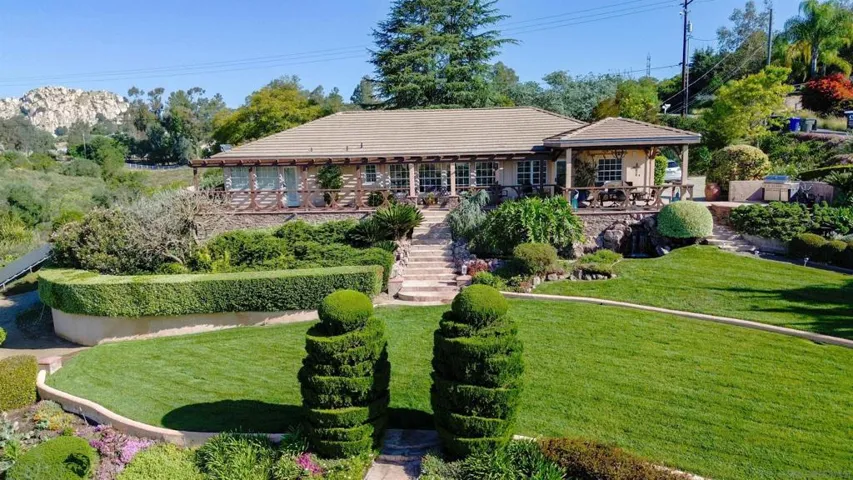 4241 Via El Dorado, Fallbrook, California 92028