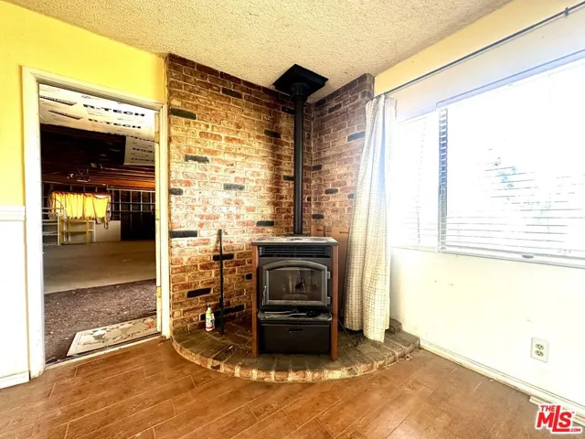 15561 Ash Street, Hesperia, California 92345