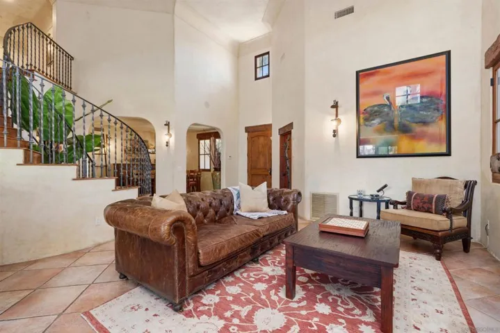 417 El Sueno, Solana Beach, California 92075