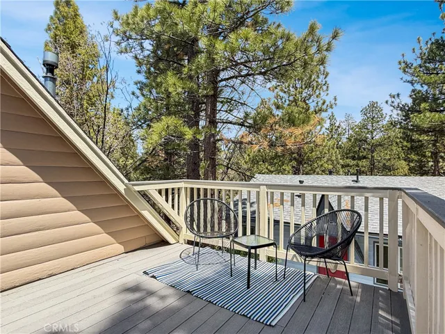 Upstairs Rear Deck