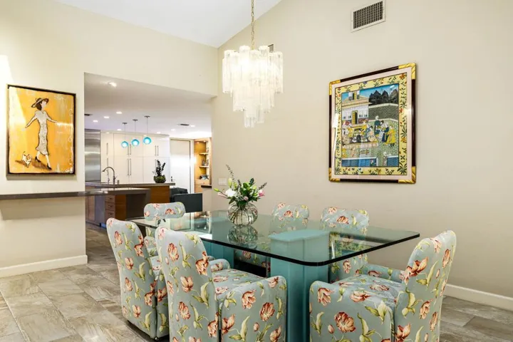 30-web-or-mls-RZ_Valley_OPMG_0125_030