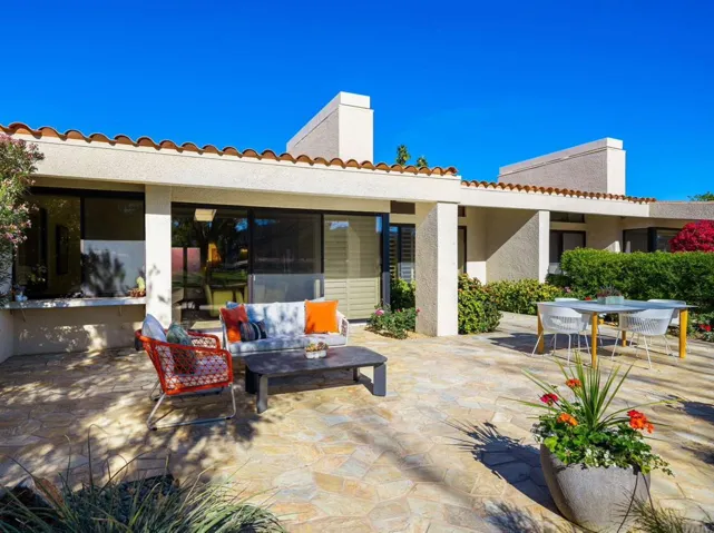 38-web-or-mls-RZ_Valley_OPMG_0125_038