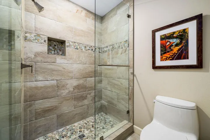 55-web-or-mls-RZ_Valley_OPMG_0125_055