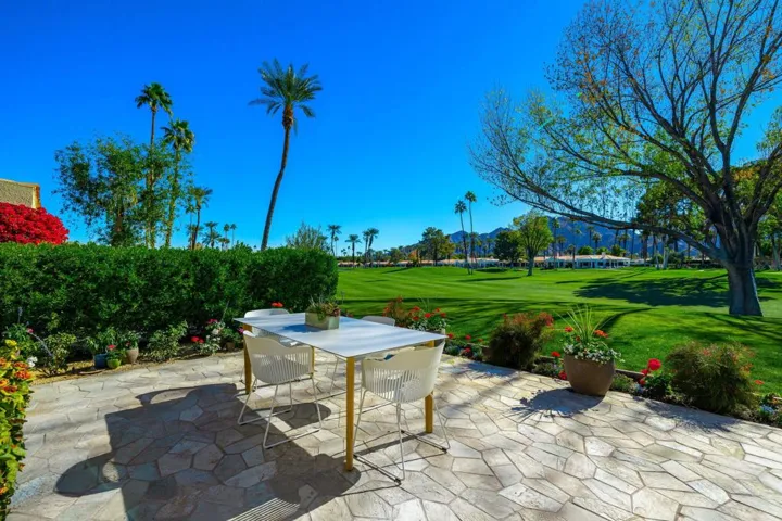41-web-or-mls-RZ_Valley_OPMG_0125_041