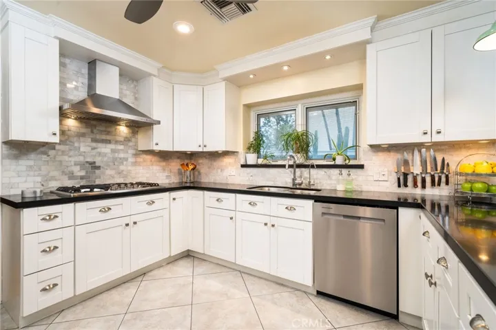 257 W Sonora Place, Claremont, California 91711