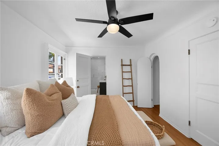 24 Rivo Alto Canal, Long Beach, California 90803