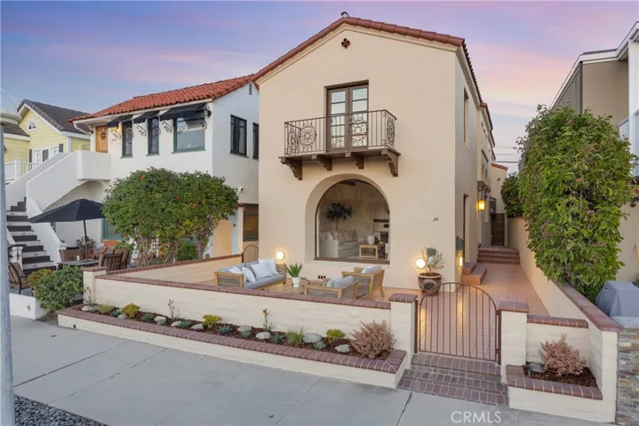24 Rivo Alto Canal, Long Beach, California 90803