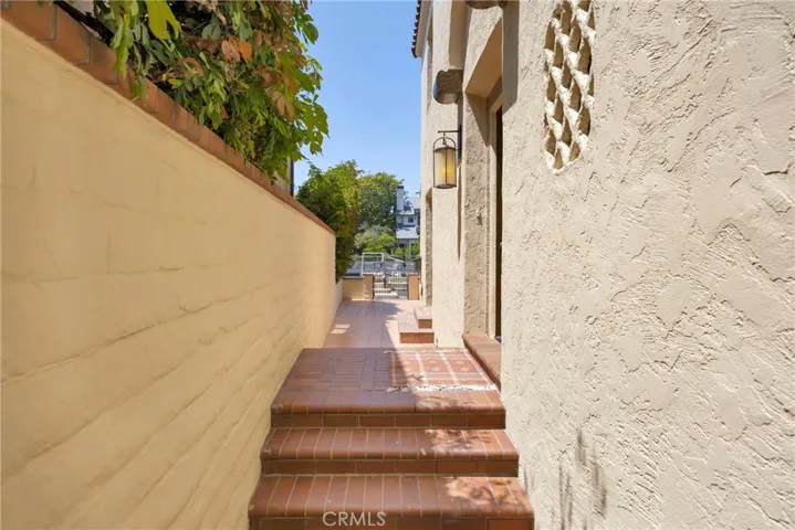 24 Rivo Alto Canal, Long Beach, California 90803