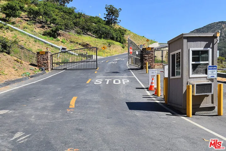 Guard Gate