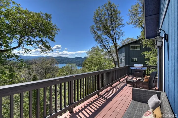 1137 Nadelhorn, Lake Arrowhead, California 92352