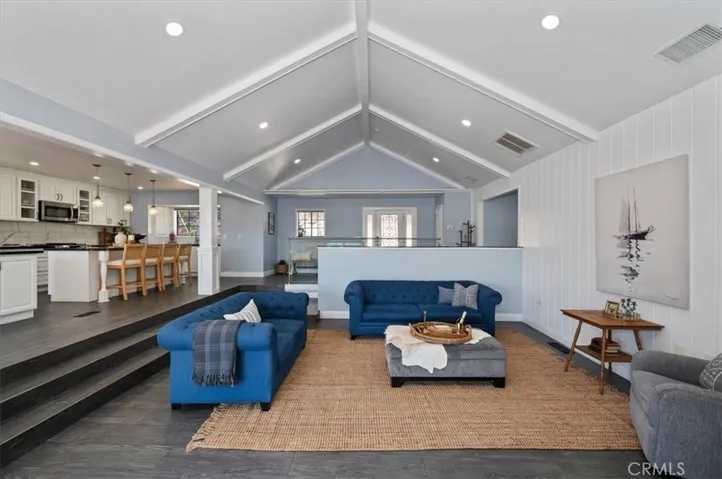 1137 Nadelhorn, Lake Arrowhead, California 92352