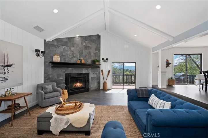 1137 Nadelhorn, Lake Arrowhead, California 92352