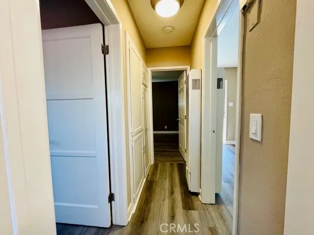 2536 Orange Avenue E, Costa Mesa, California 92627
