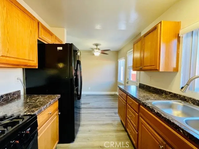 2536 Orange Avenue E, Costa Mesa, California 92627