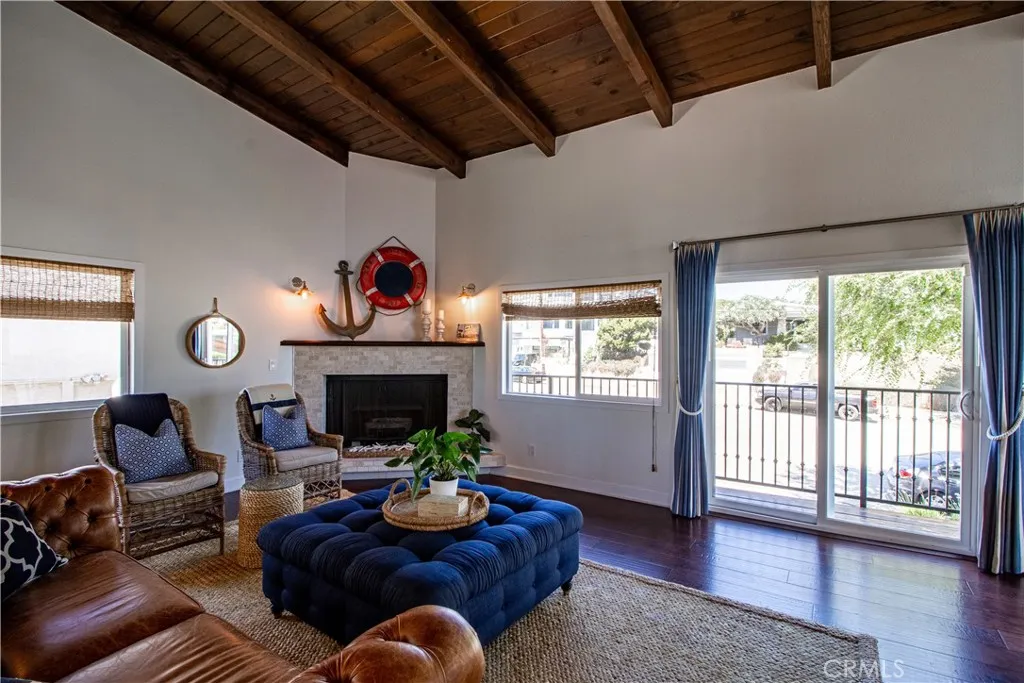 2nd living room