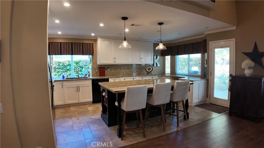 43080 Vista Del Rancho, Temecula, California 92592