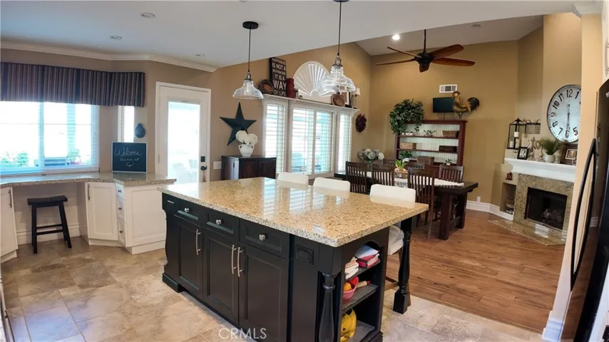 43080 Vista Del Rancho, Temecula, California 92592