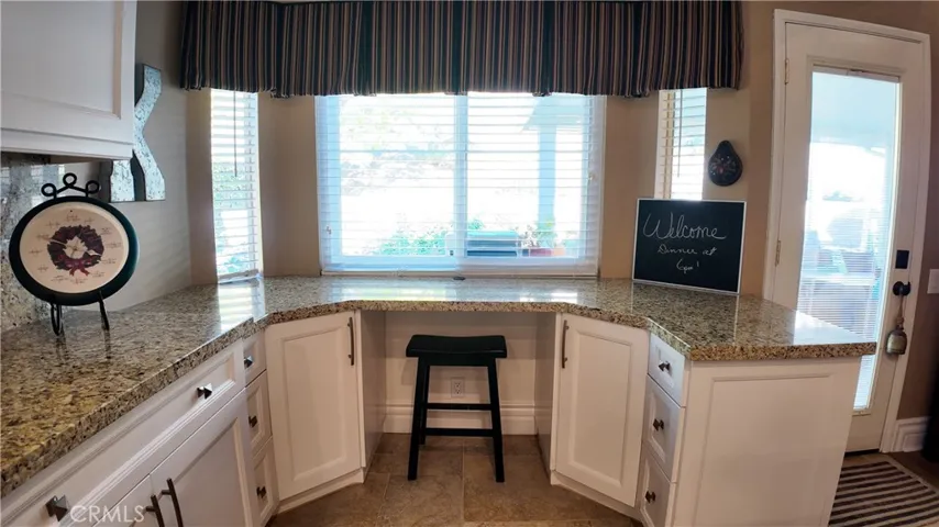 43080 Vista Del Rancho, Temecula, California 92592
