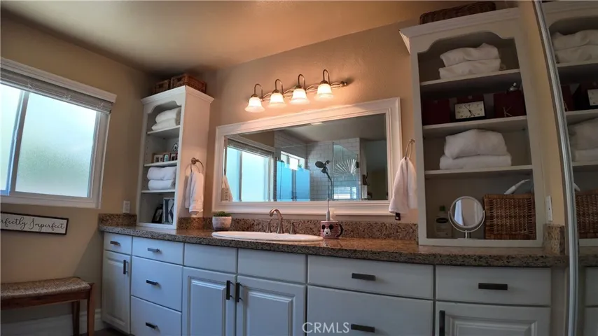 43080 Vista Del Rancho, Temecula, California 92592