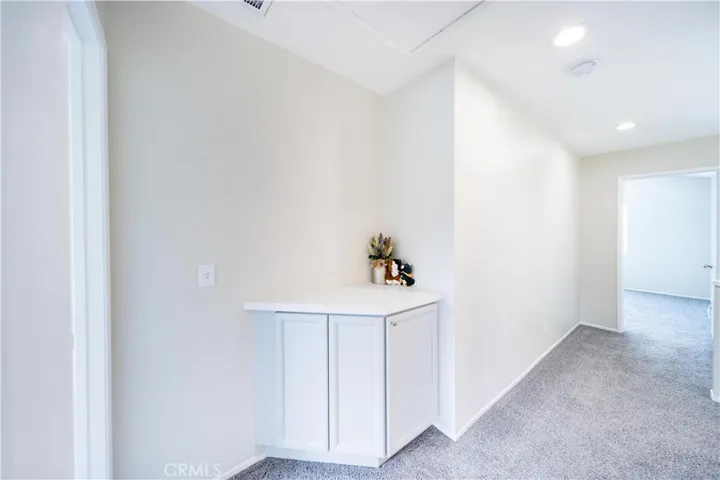 877 Willowcreek, Corona, California 92878