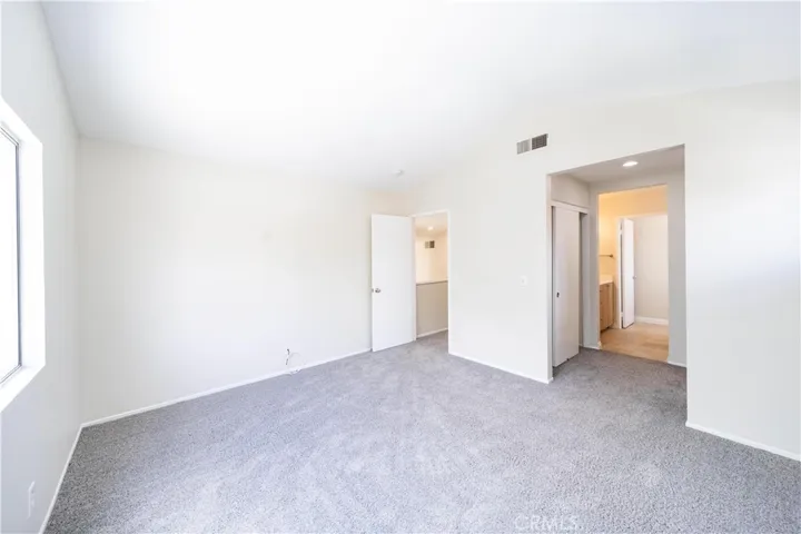 877 Willowcreek, Corona, California 92878