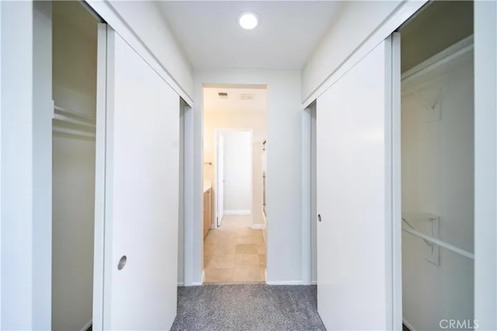 877 Willowcreek, Corona, California 92878
