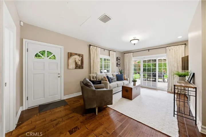 252 S Hacienda, Glendora, California 91741